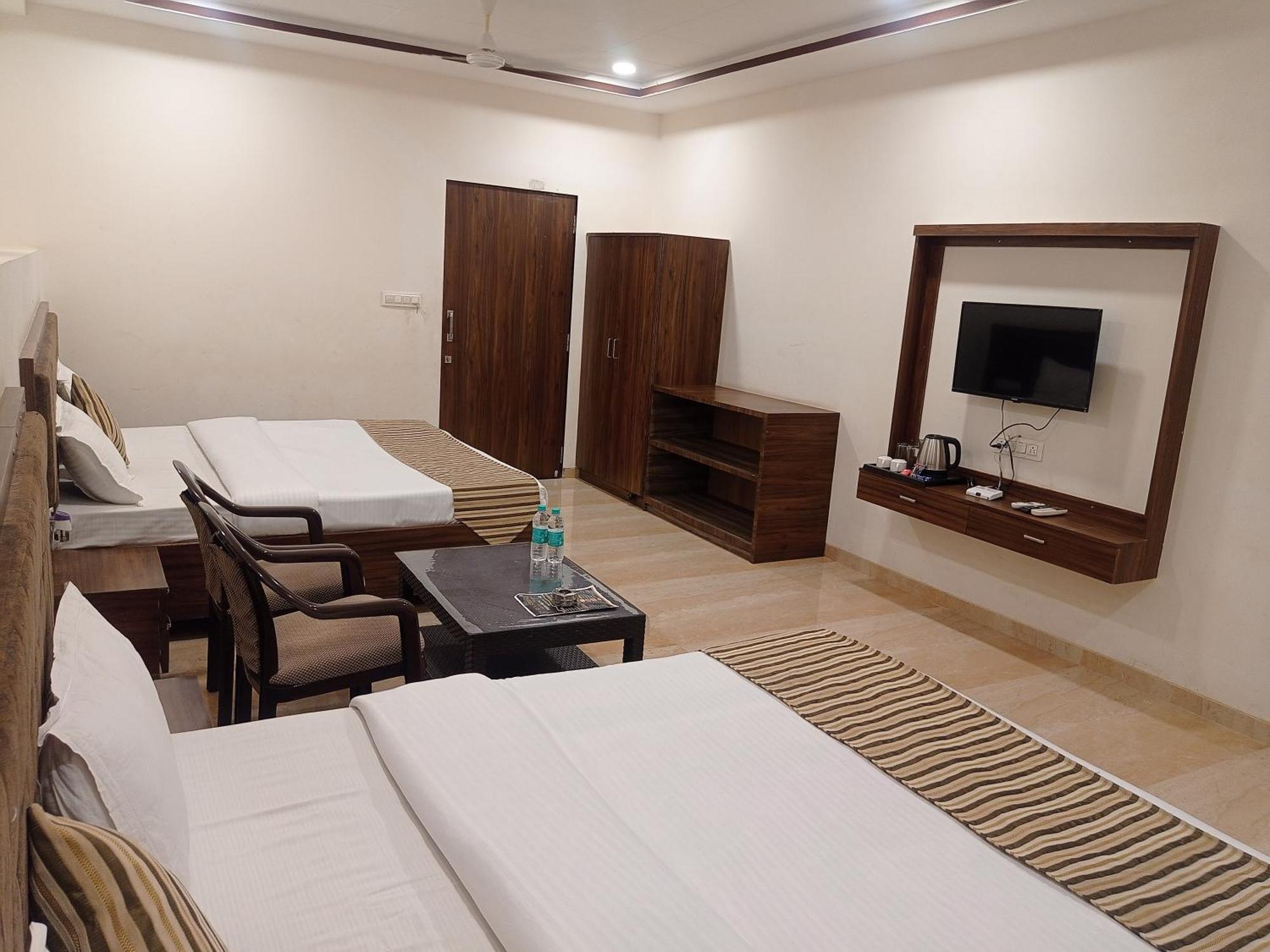 Sun Stone Hotel & Club - Jawai Sheoganj Екстериор снимка