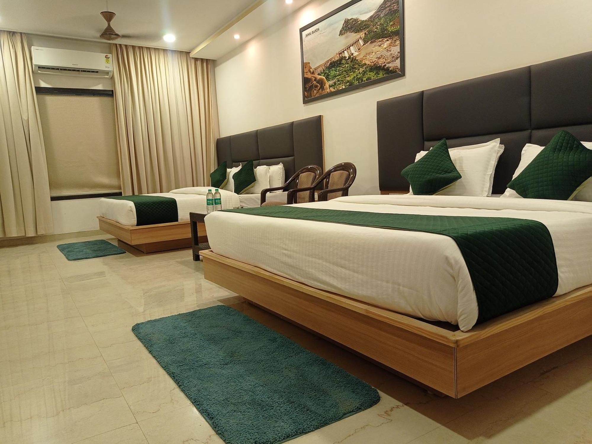 Sun Stone Hotel & Club - Jawai Sheoganj Екстериор снимка