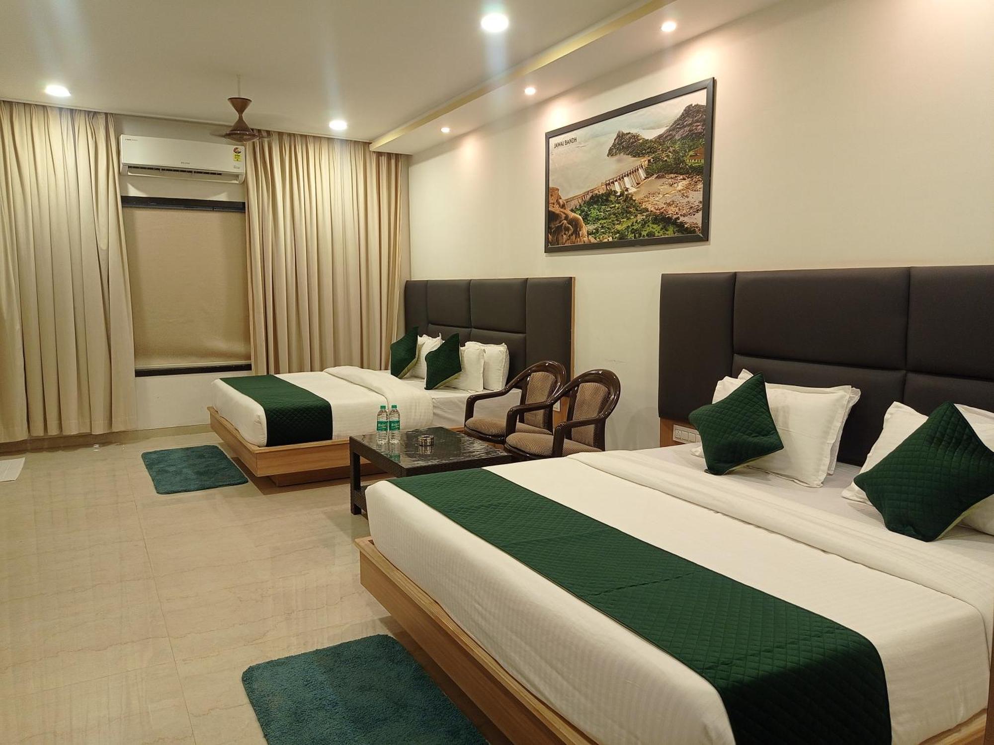 Sun Stone Hotel & Club - Jawai Sheoganj Екстериор снимка
