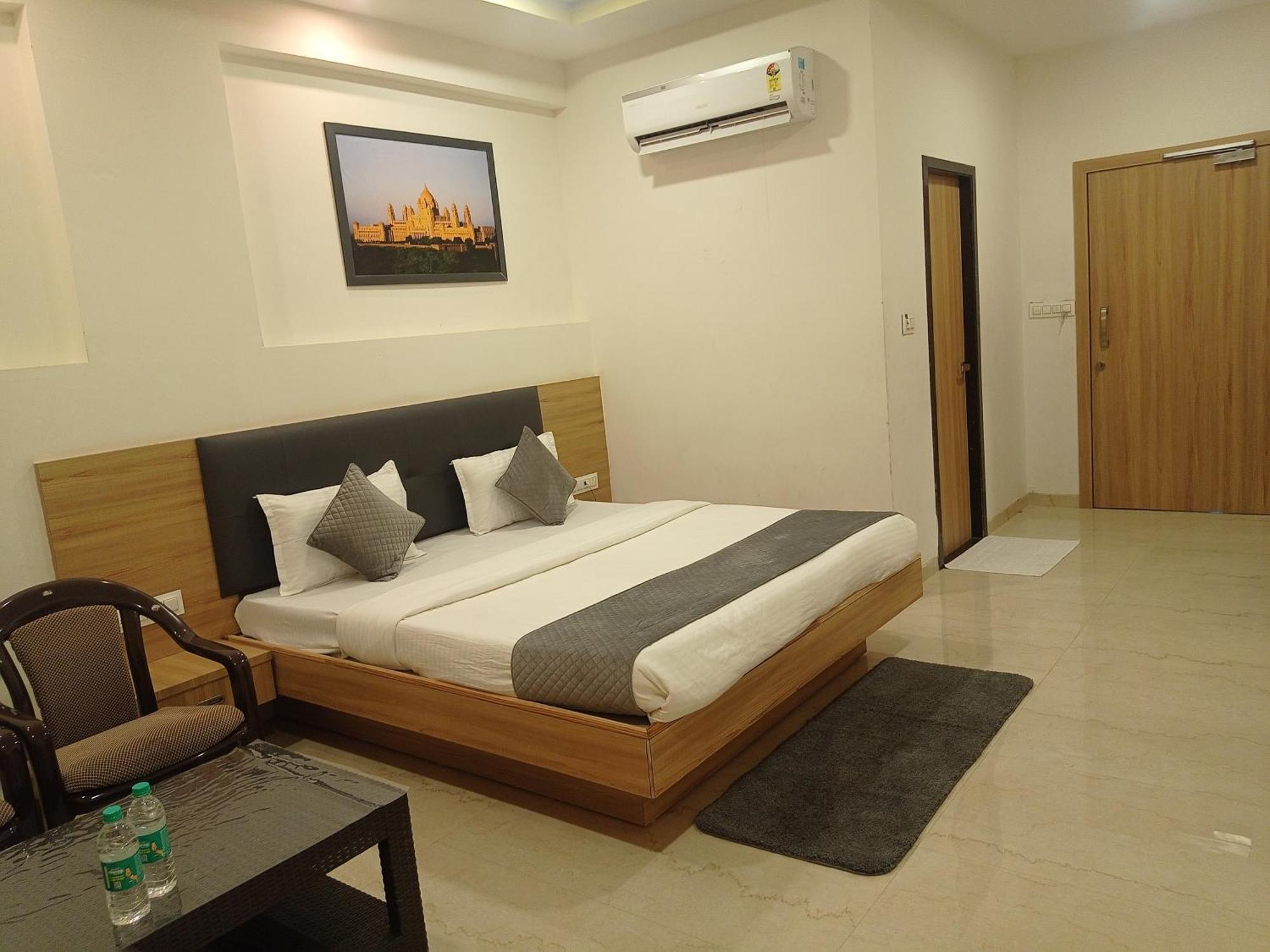Sun Stone Hotel & Club - Jawai Sheoganj Екстериор снимка