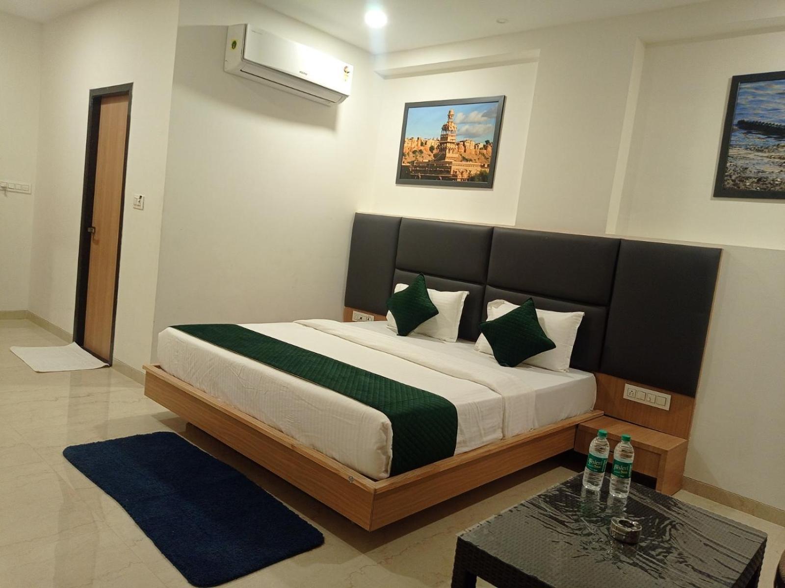 Sun Stone Hotel & Club - Jawai Sheoganj Екстериор снимка